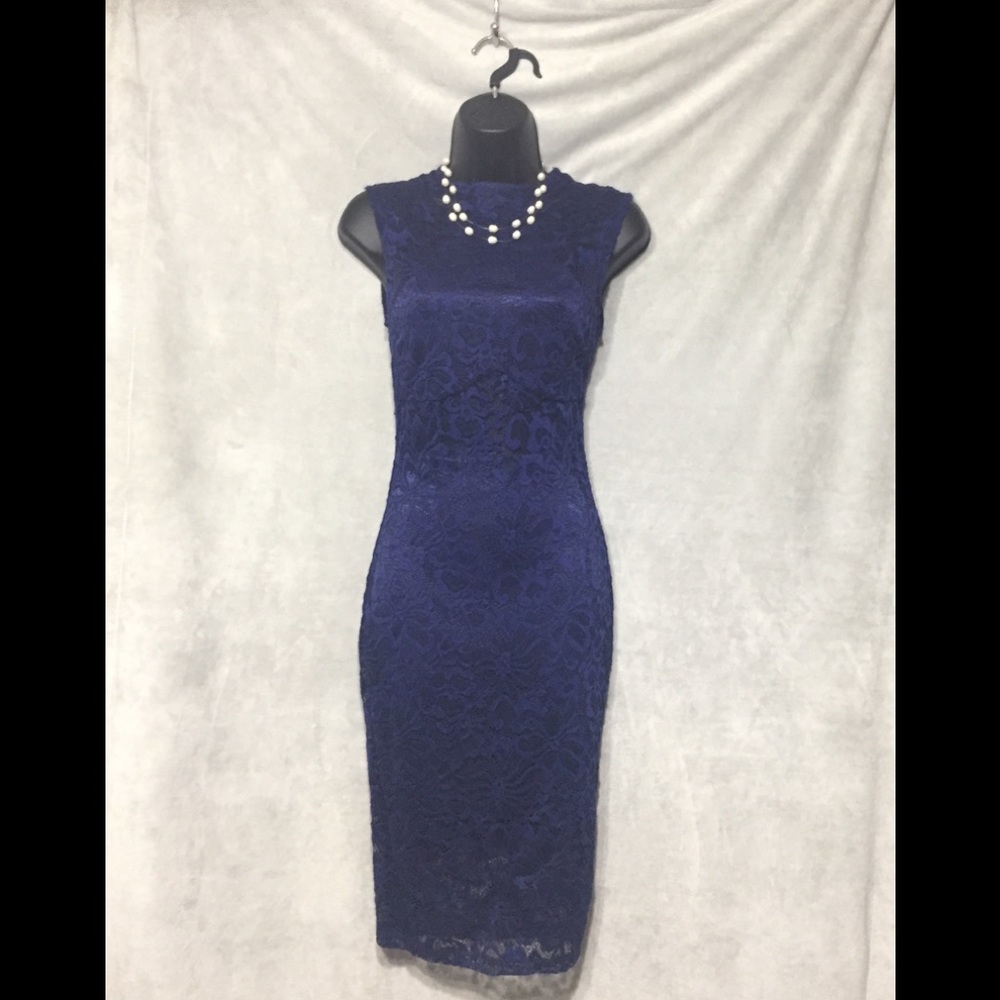 WINDSOR LACE OVERLAY DRESS